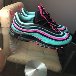 pink and turquoise air max